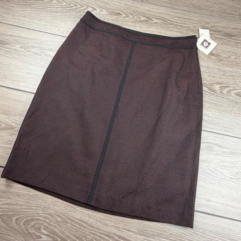 Anne Klein Women Skirt Troubadour Red Black Textured Knee Length Size 10 NWT